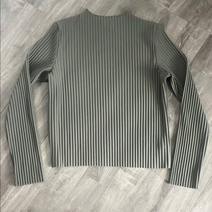 Babaton Aritzia Shirt Green